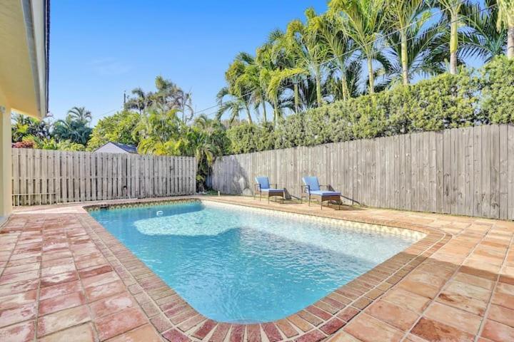 Beautiful 4 Bedrooms/Pool/Walk To Beach ディアフィールド・ビーチ エクステリア 写真