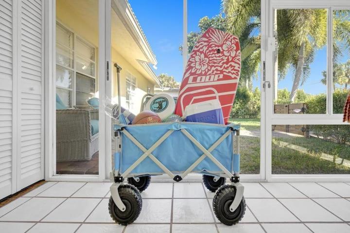 Beautiful 4 Bedrooms/Pool/Walk To Beach ディアフィールド・ビーチ エクステリア 写真